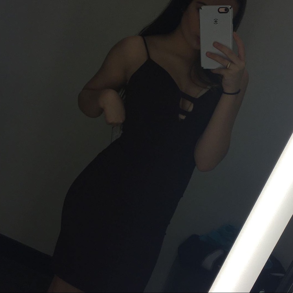Short maroon B. darlin dress